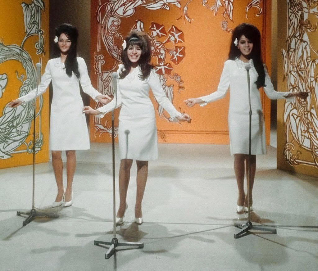 The Ronettes – Be My Baby (1963)